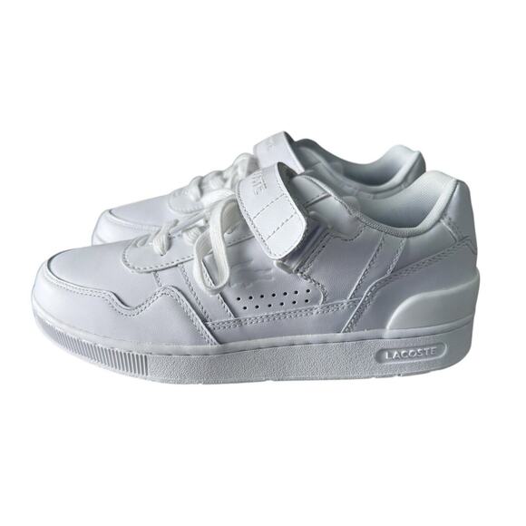 Athletic_Shoes